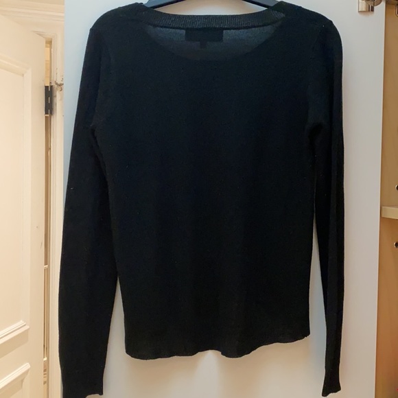 John and Jen light weight sweater - Picture 6 of 6